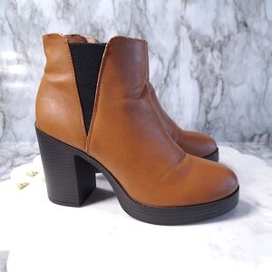 Forever‎ 21 Heeled Boots Chestnut Brown Size 6 Slip On